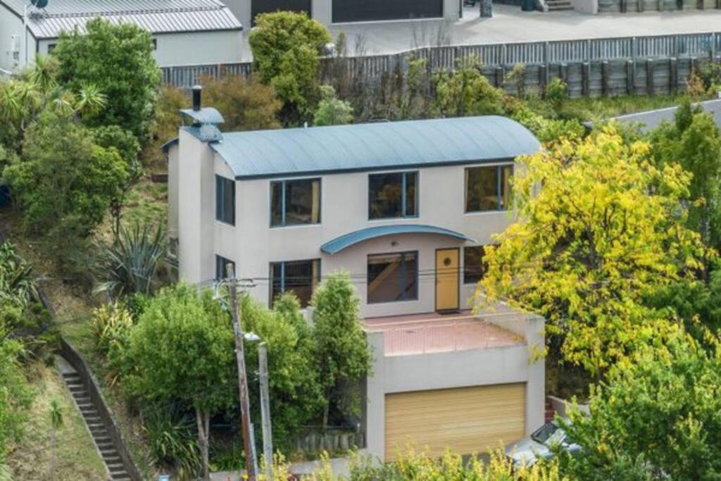 Ample Space In A Serene Setting Villa Lyttelton Bagian luar foto